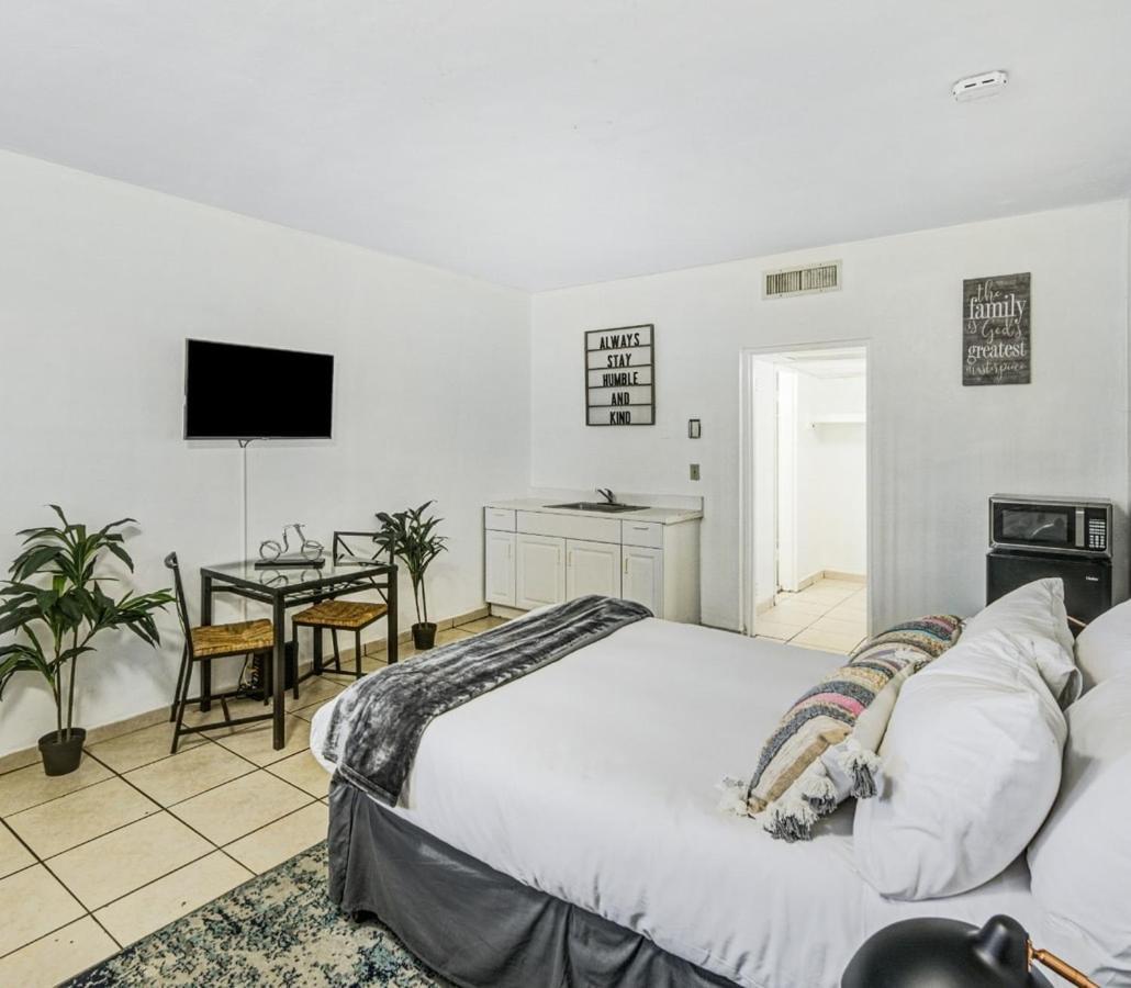 Apartmán Hallandale Gulfstream Pool Walk To The Beach Hallandale Beach Exteriér fotografie